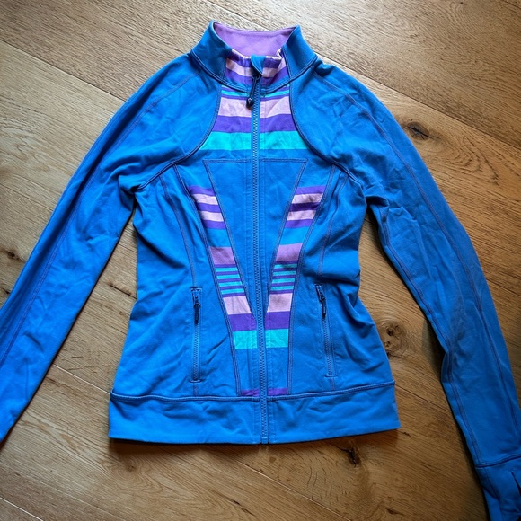 Ivivva (girls lululemon) sweater size 12 - Picture 2 of 6